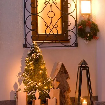 Homestay Gaestehaus Hochtirol *